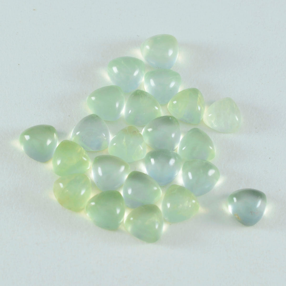 riyogems 1pc グリーン プレナイト カボション 4x4 mm 兆形の見栄えの良い品質のルース宝石