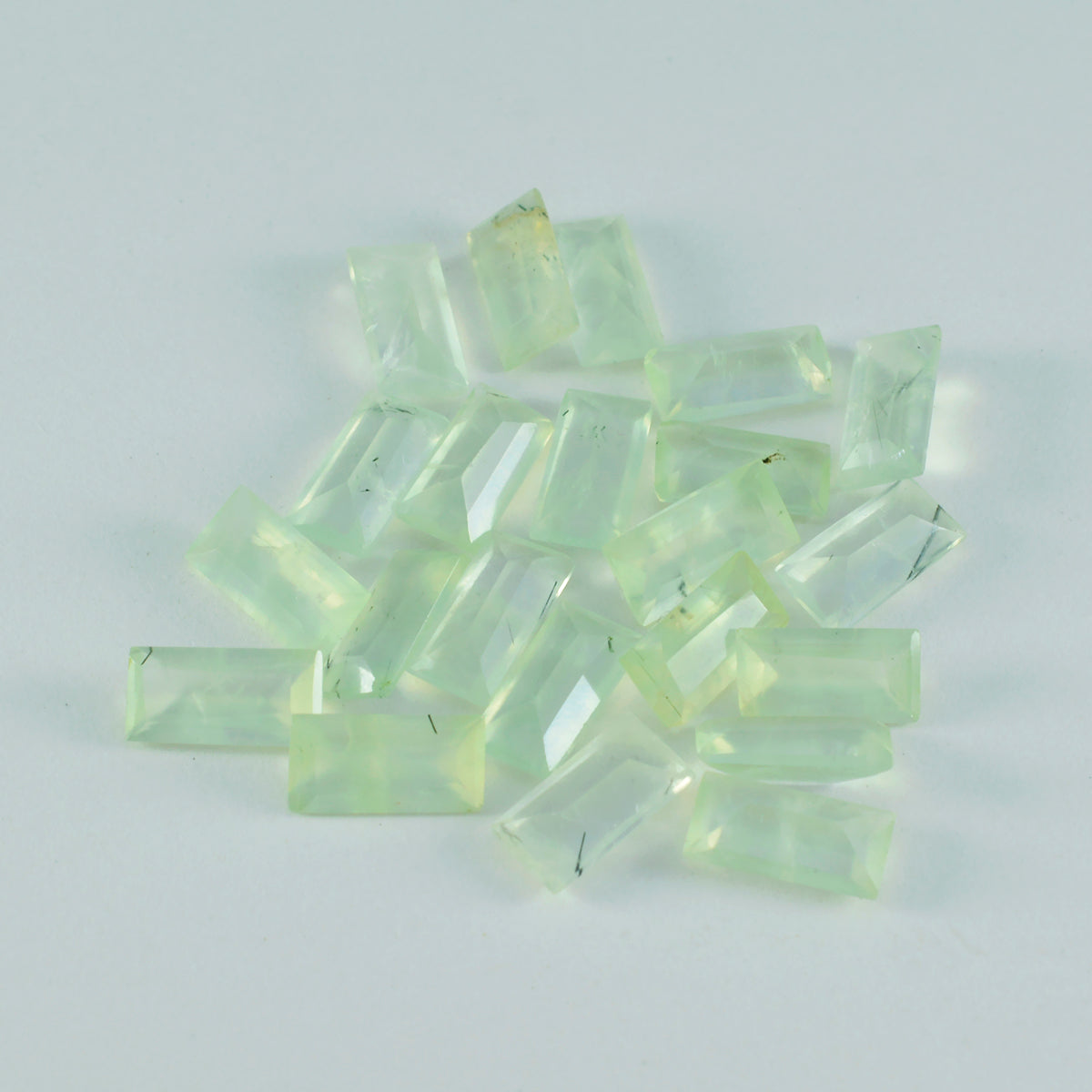 riyogems 1 st grön prehnit fasetterad 4x8 mm baguett form skönhetskvalitet sten