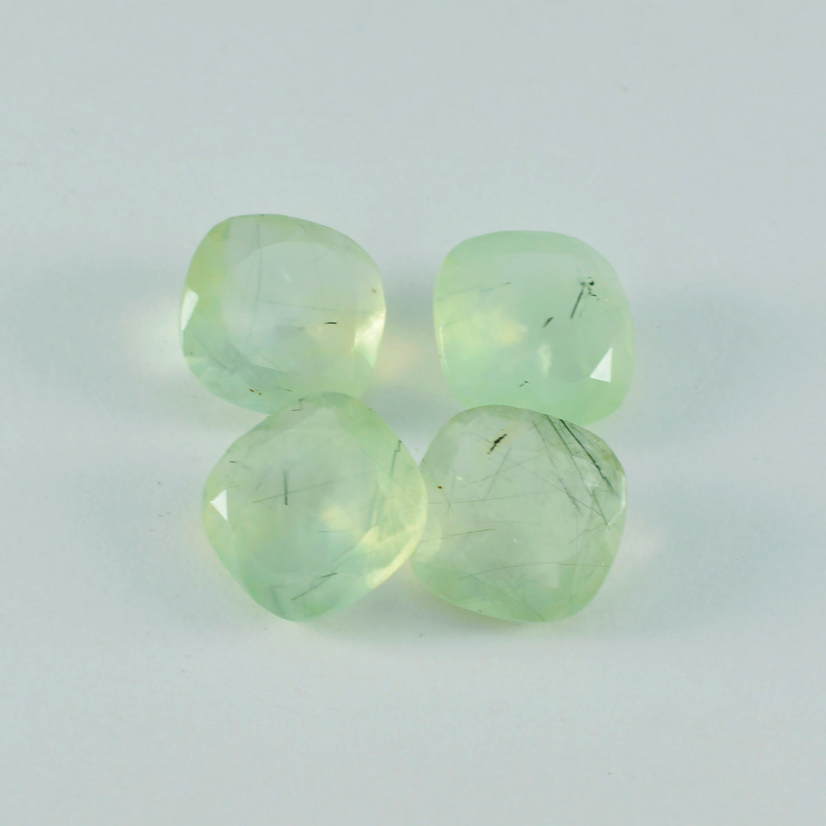 Riyogems 1PC Groene Prehniet Facet 14x14 mm Kussenvorm mooie Kwaliteit Edelstenen