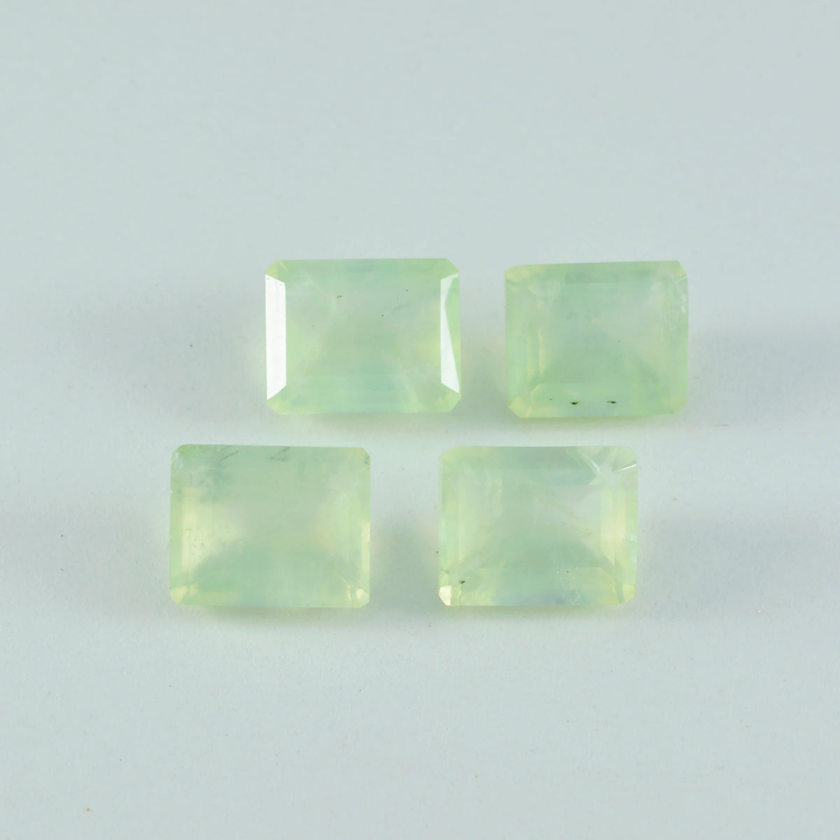 Riyogems 1PC groene prehniet gefacetteerde 10x12 mm achthoekige vorm verrassende kwaliteitssteen