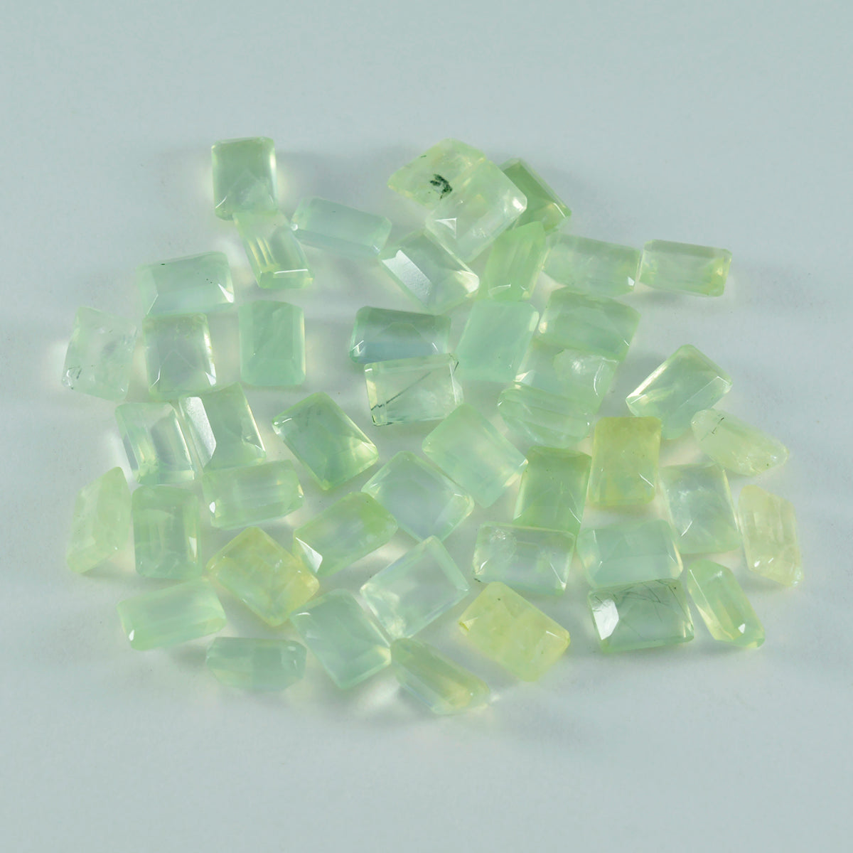 riyogems 1 st grön prehnit fasetterad 4x6 mm oktagonform vacker kvalitet lös pärla