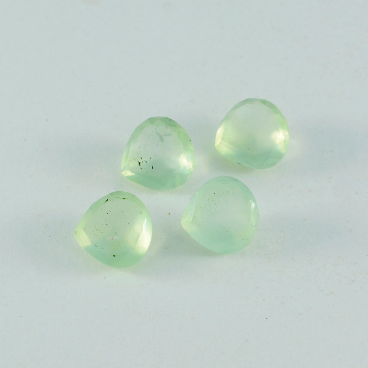 riyogems 1pc préhnite verte à facettes 8x8 mm en forme de coeur gemme de qualité incroyable