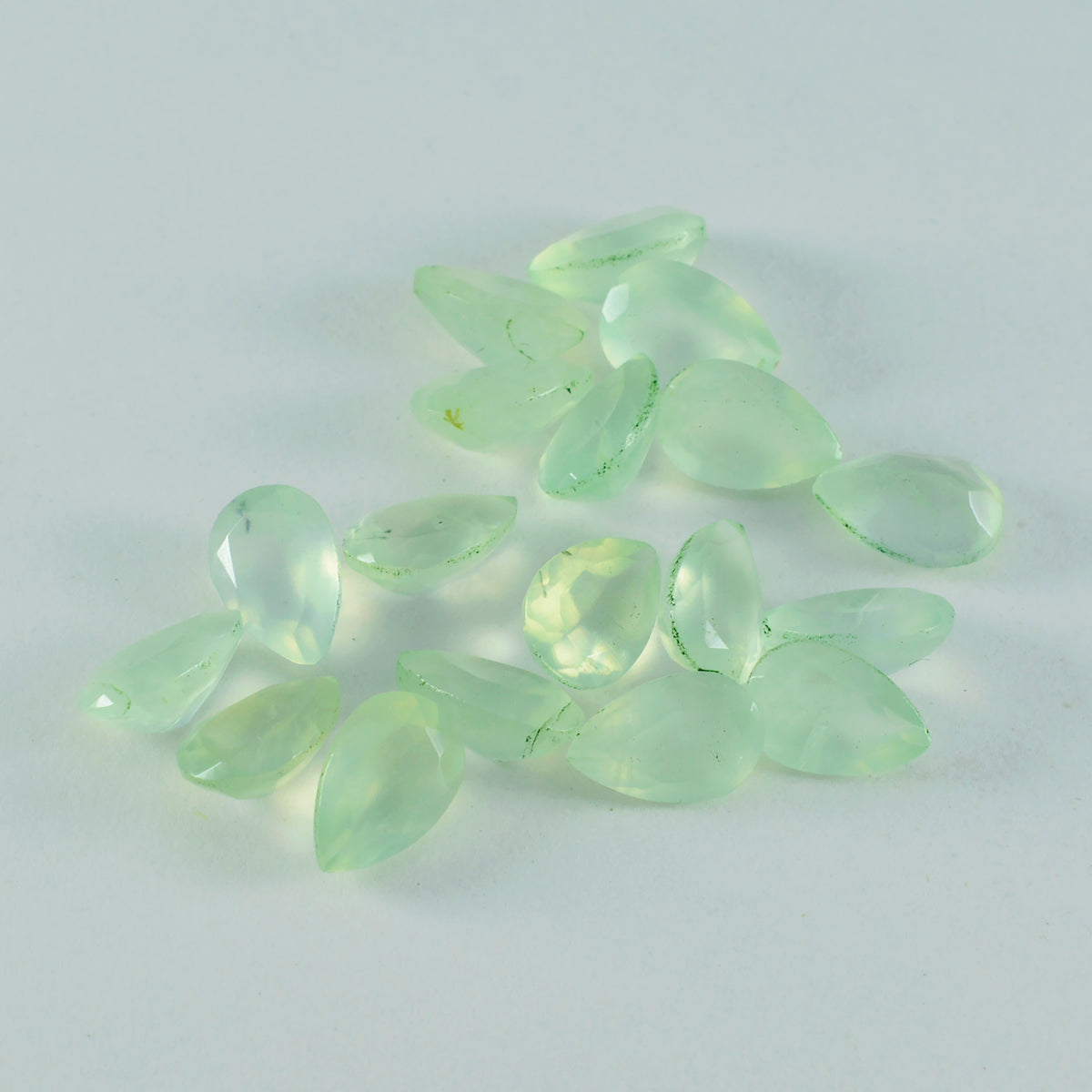 riyogems 1 st grön prehnite fasetterad 4x6 mm päronform stilig kvalitet lös pärla