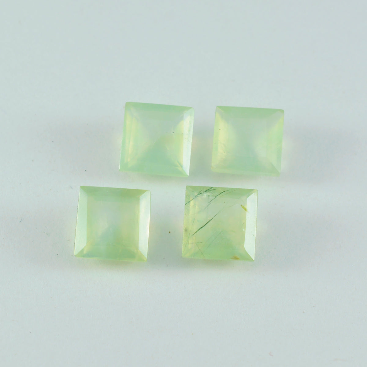 riyogems 1 pezzo di prehnite verde sfaccettata 14x14 mm di forma quadrata, pietra di grande qualità