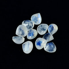 Riyogems 1 pièce pierre de lune arc-en-ciel blanche à facettes 8x8mm en forme de cœur belle pierre précieuse de qualité