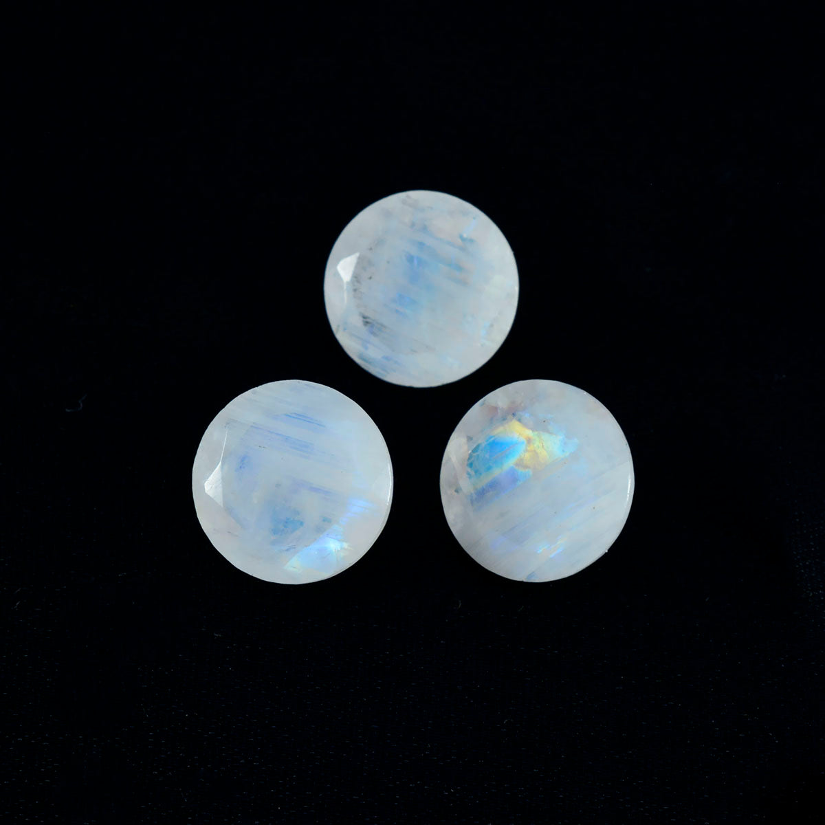 Riyogems 1 Stück weißer Regenbogen-Mondstein, facettiert, 11 x 11 mm, runde Form, Edelstein von erstaunlicher Qualität