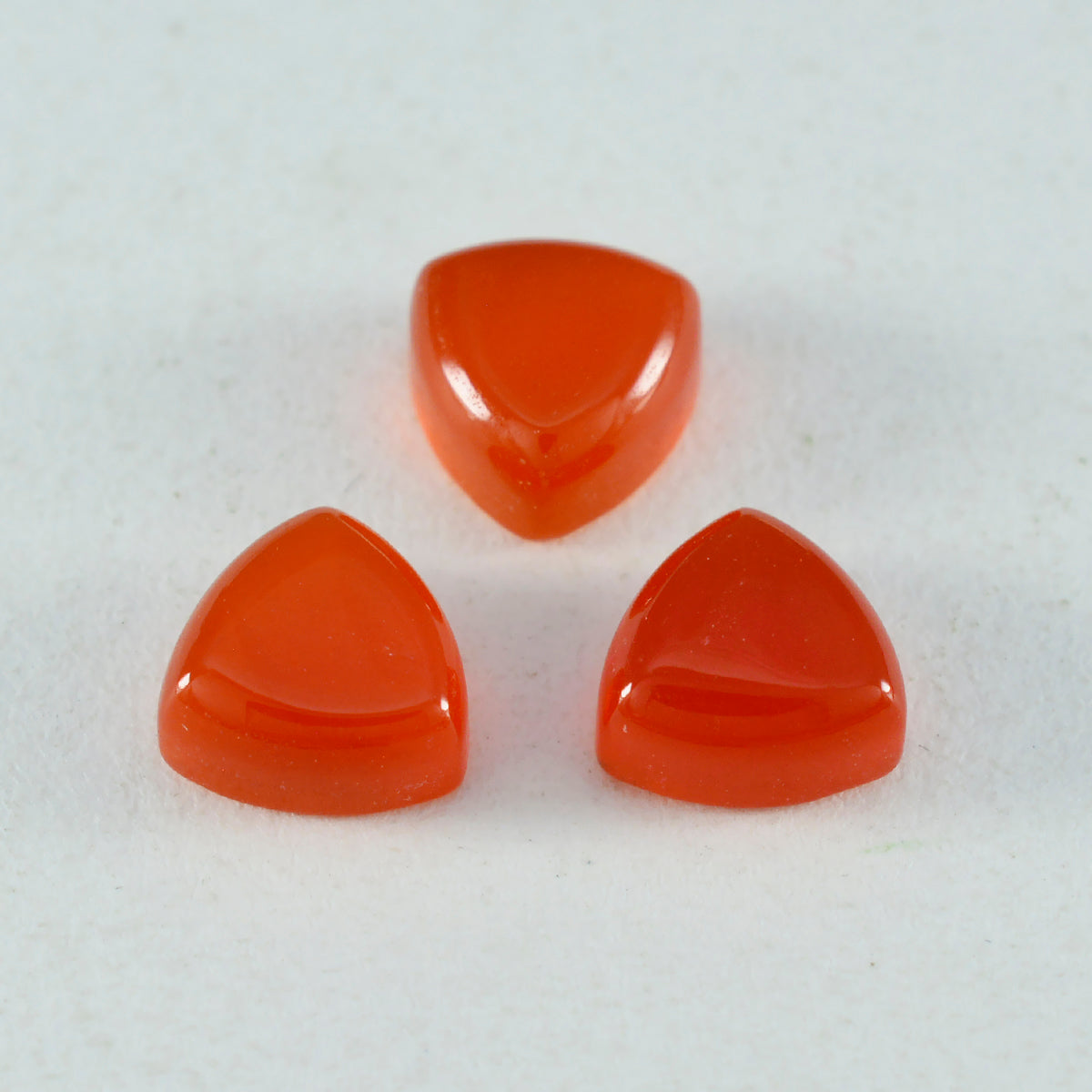 Riyogems 1 cabochon d'onyx rouge 13 x 13 mm en forme de trillion, pierre précieuse en vrac de qualité merveilleuse