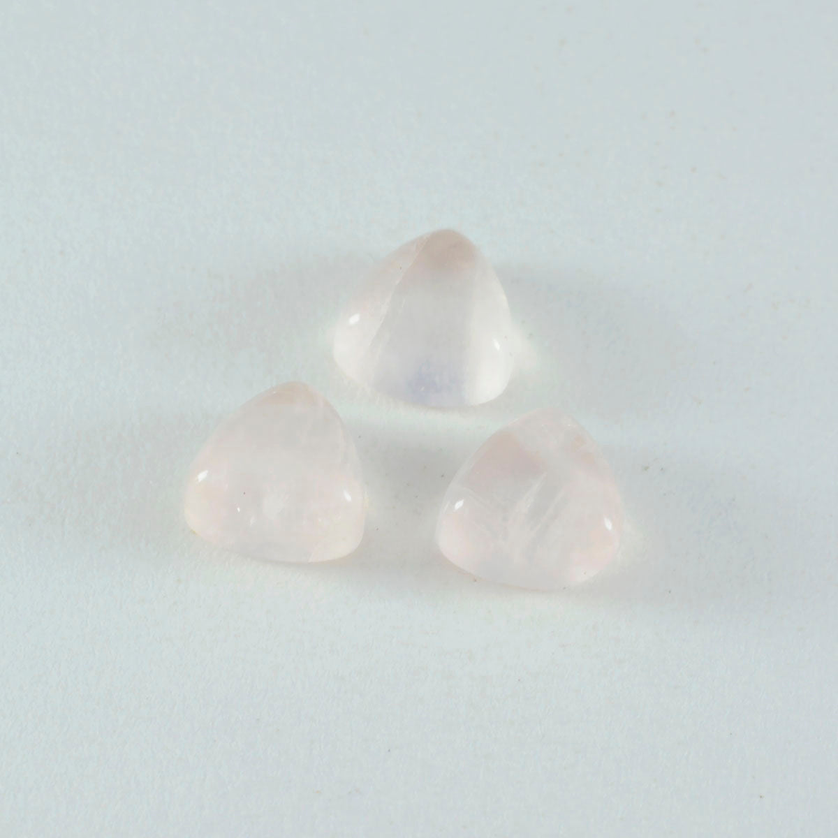 Riyogems 1pc cabochon de quartz rose rose 10x10mm forme trillion a+1 pierres précieuses de qualité