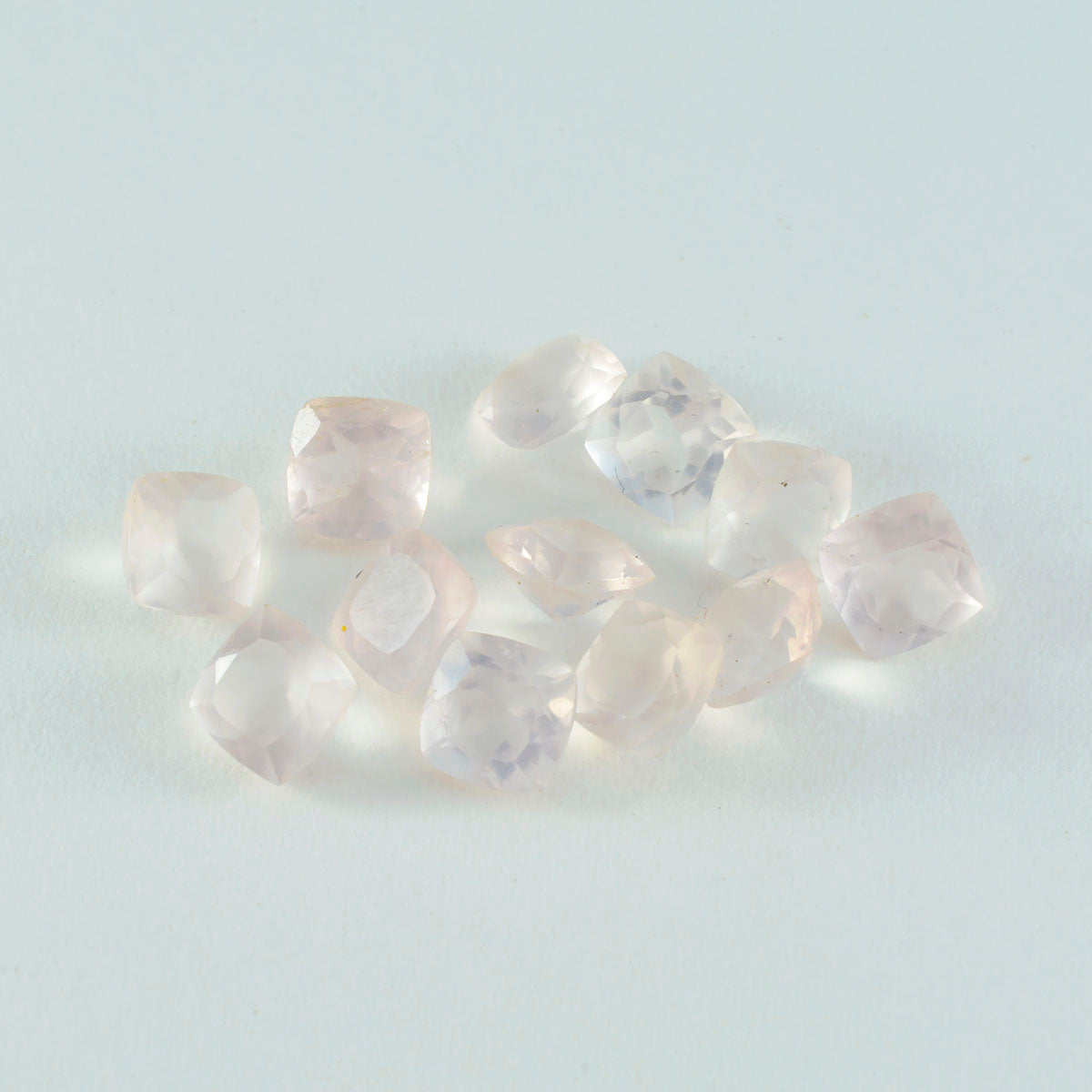 riyogems 1pc ピンク ローズ クォーツ ファセット 4x4 mm クッション形状のかなり品質のルース宝石