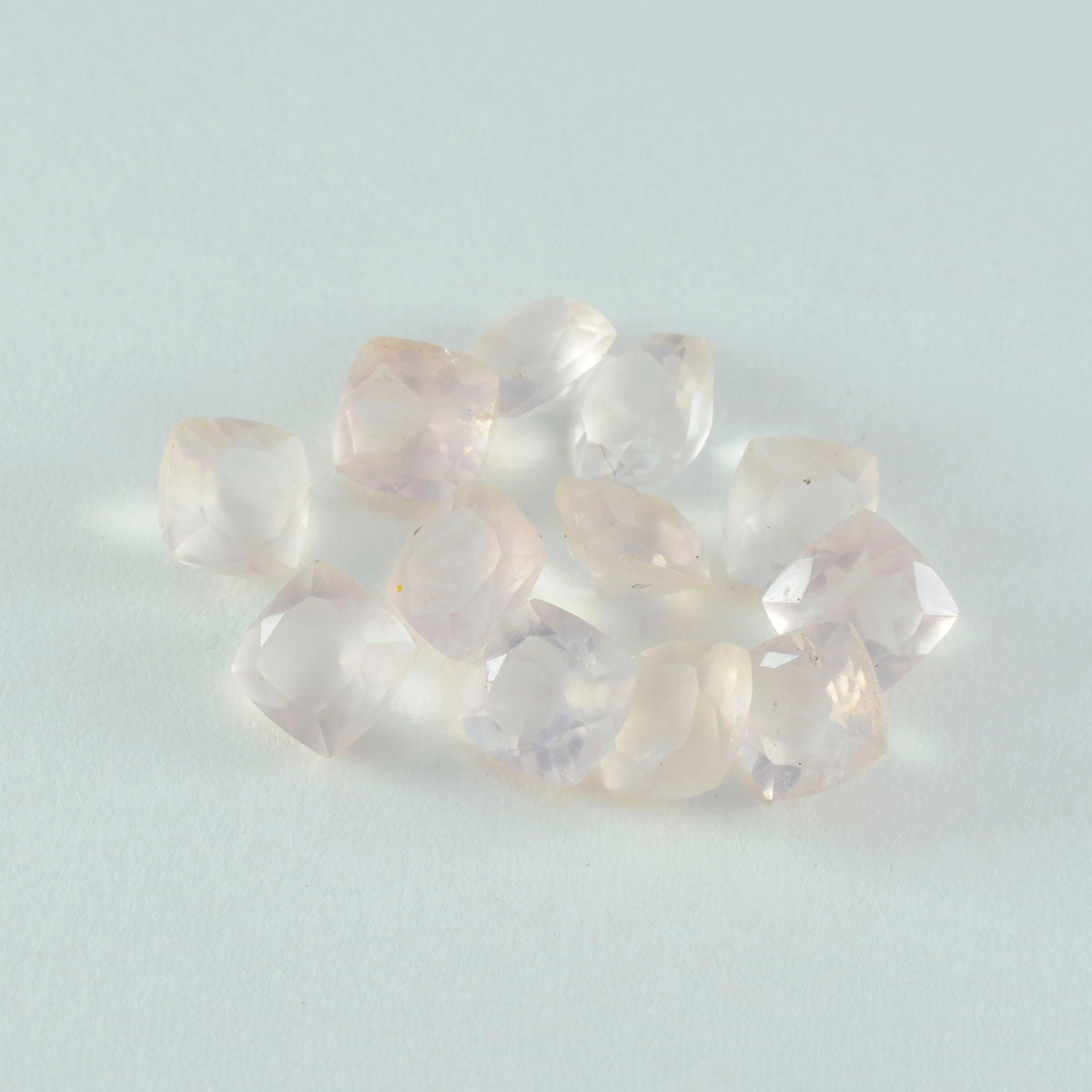 Riyogems 1 pièce de quartz rose à facettes 5x5mm en forme de coussin, belle gemme de qualité