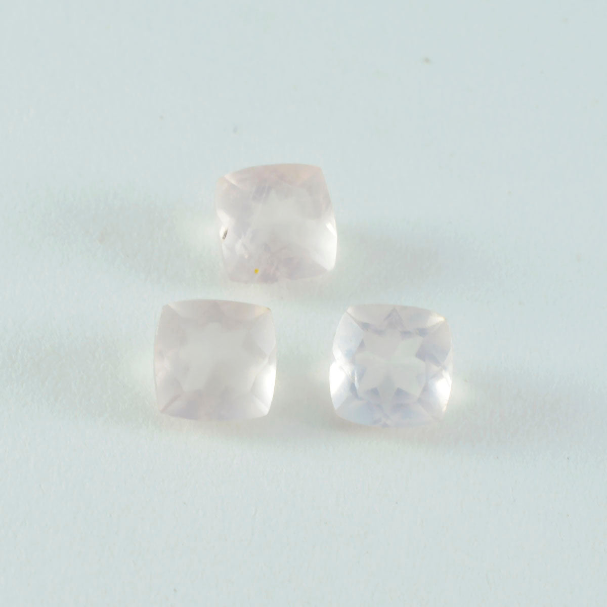 riyogems 1pc ピンク ローズ クォーツ ファセット 7x7 mm クッション形状の見栄えの良い品質の石