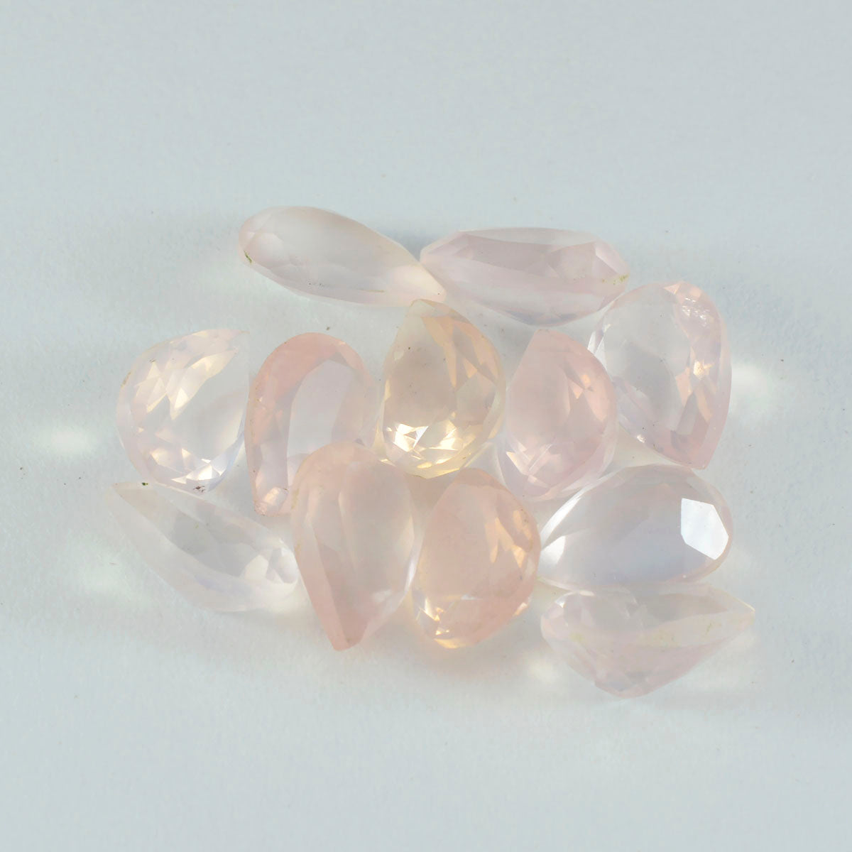 Riyogems 1pc quartz rose à facettes 7x10mm forme de poire beauté qualité gemme en vrac