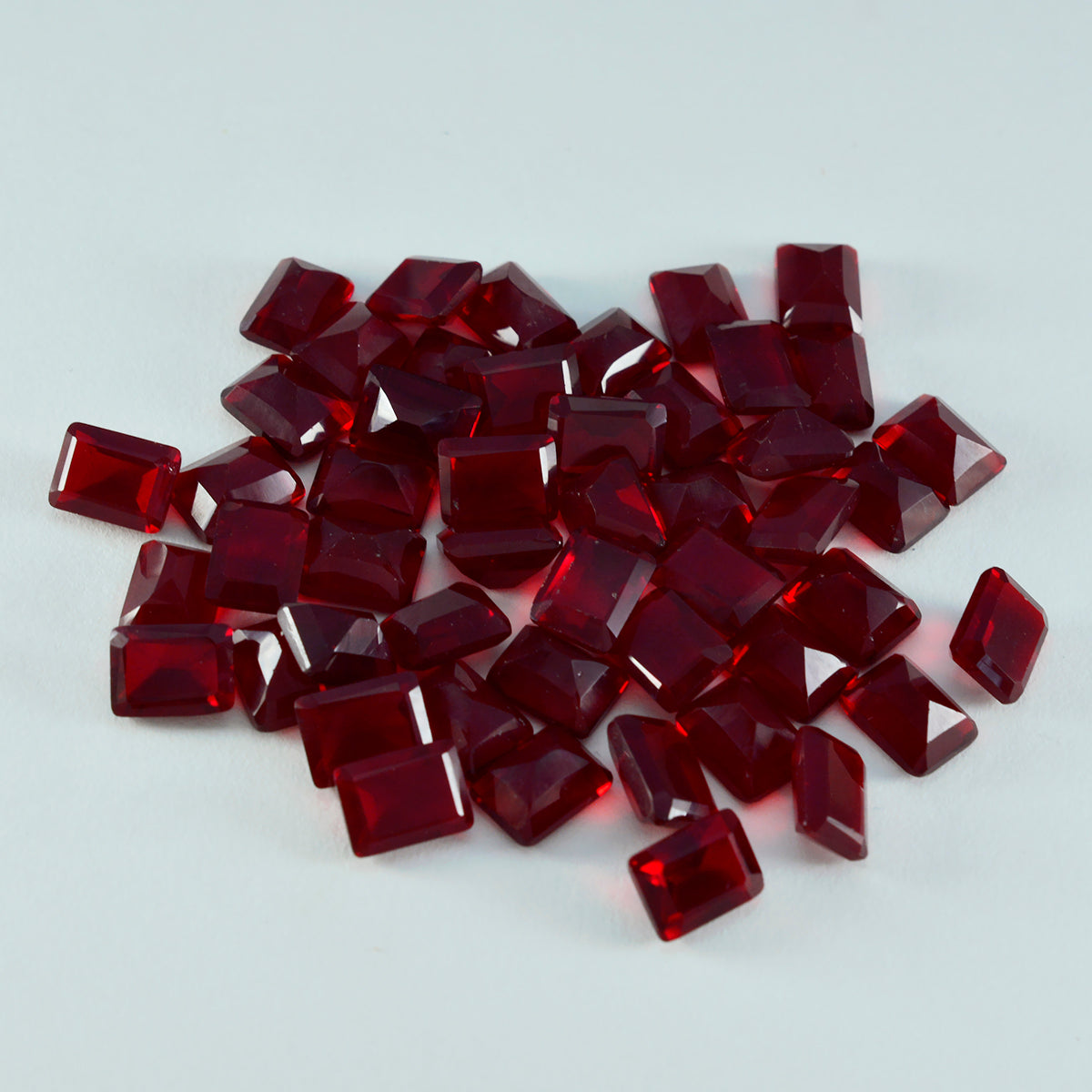 Riyogems 1 Stück roter Rubin mit CZ, facettiert, 5 x 7 mm, achteckige Form, gut aussehender Qualitäts-Edelstein