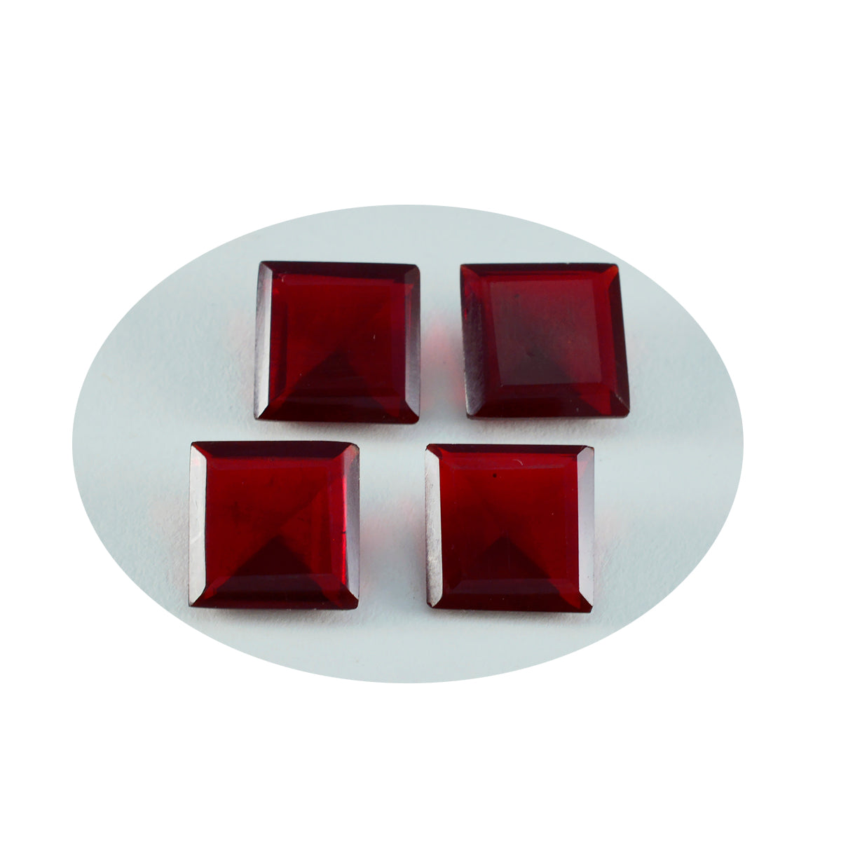 Riyogems 1 Stück roter Rubin mit CZ, facettiert, 15 x 15 mm, quadratische Form, süßer Qualitätsstein