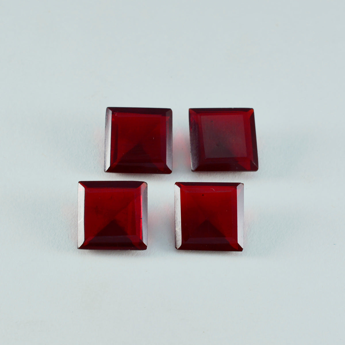 riyogems 1st röd rubin cz facetterad 15x15 mm fyrkantig form söt kvalitetssten